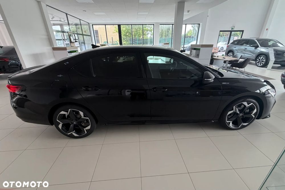 Skoda Superb 2.0 TSI Sportline DSG - 6