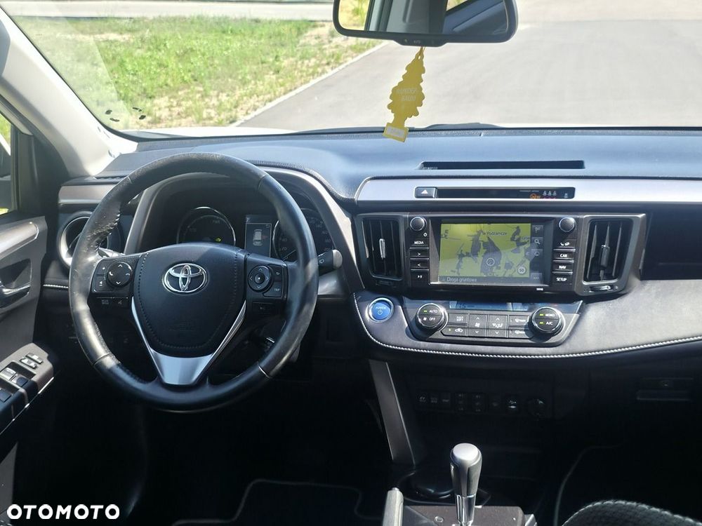 Toyota RAV4 - 14