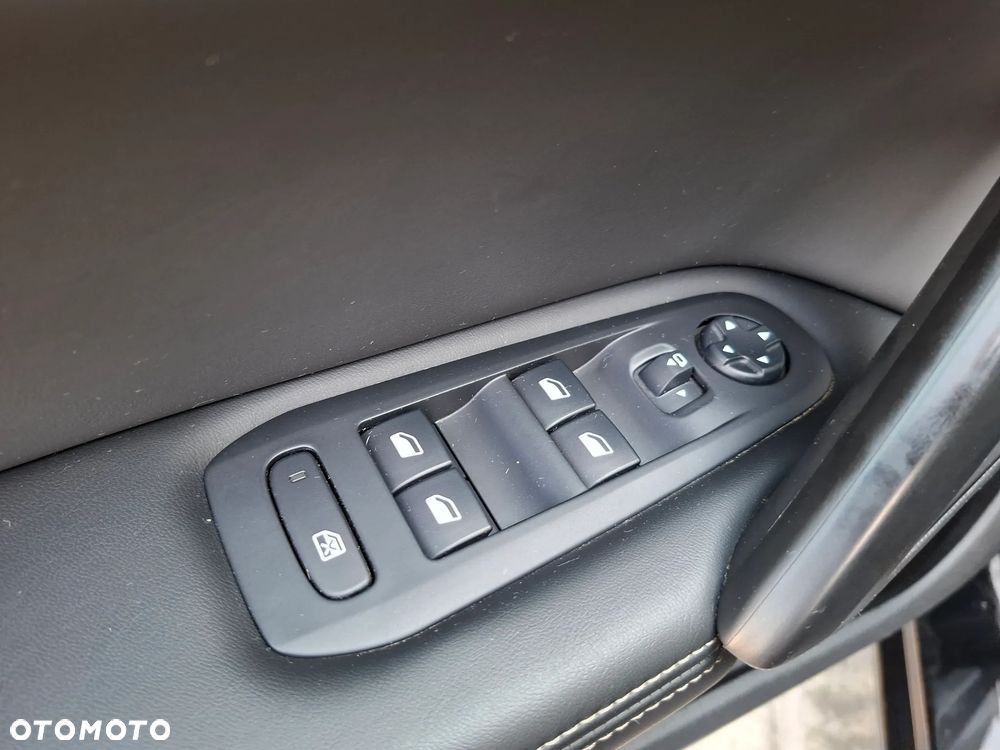 Peugeot 308 BlueHDi FAP 120 Stop & Start Allure - 17