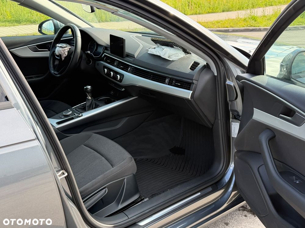 Audi A4 Avant 1.4 TFSI design - 15
