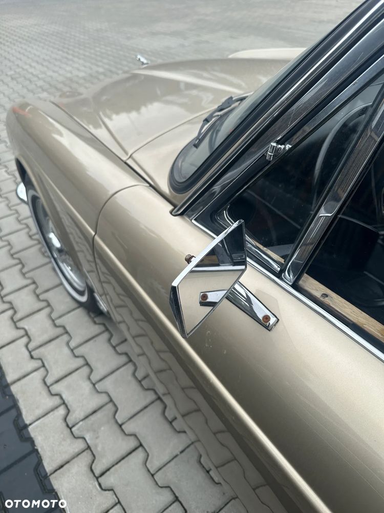 Jaguar XJ - 15