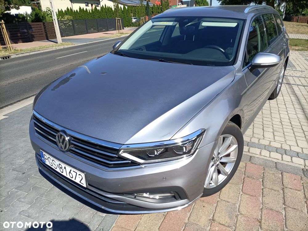 Volkswagen Passat 2.0 TDI SCR DSG Comfortline - 18