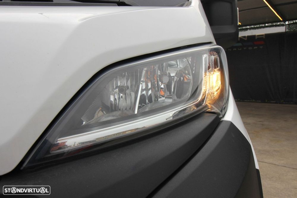 Peugeot Boxer 2.0 BlueHDi 330 L2H1 Pro - 13