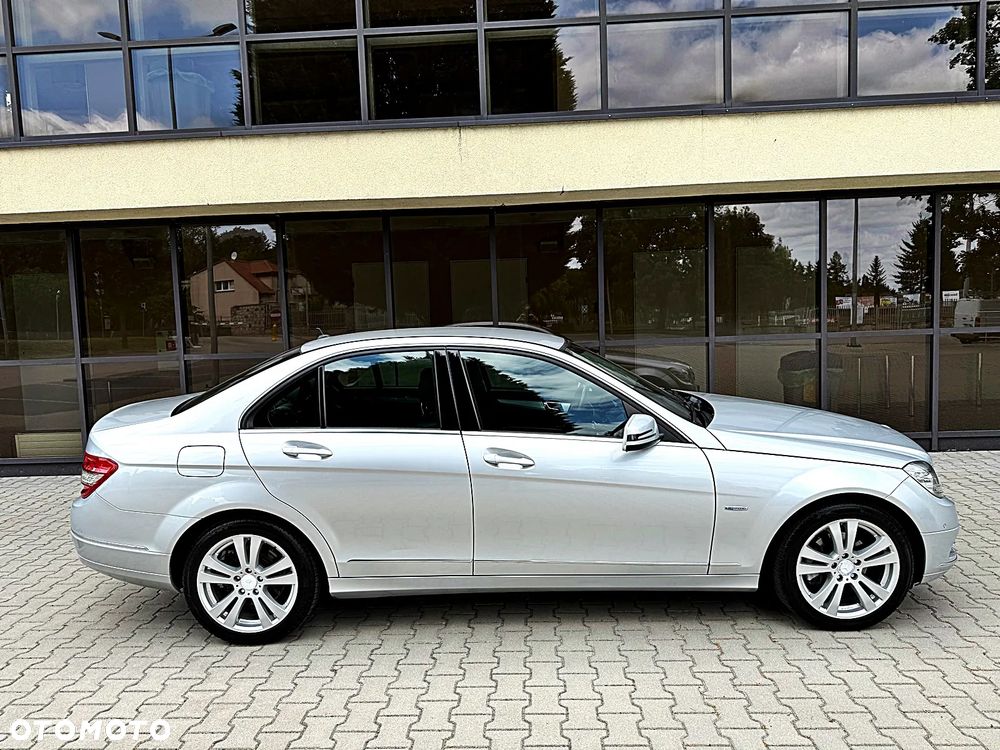 Mercedes-Benz Klasa C 200 (BlueEFFICIENCY) 7G-TRONIC Avantgarde - 6
