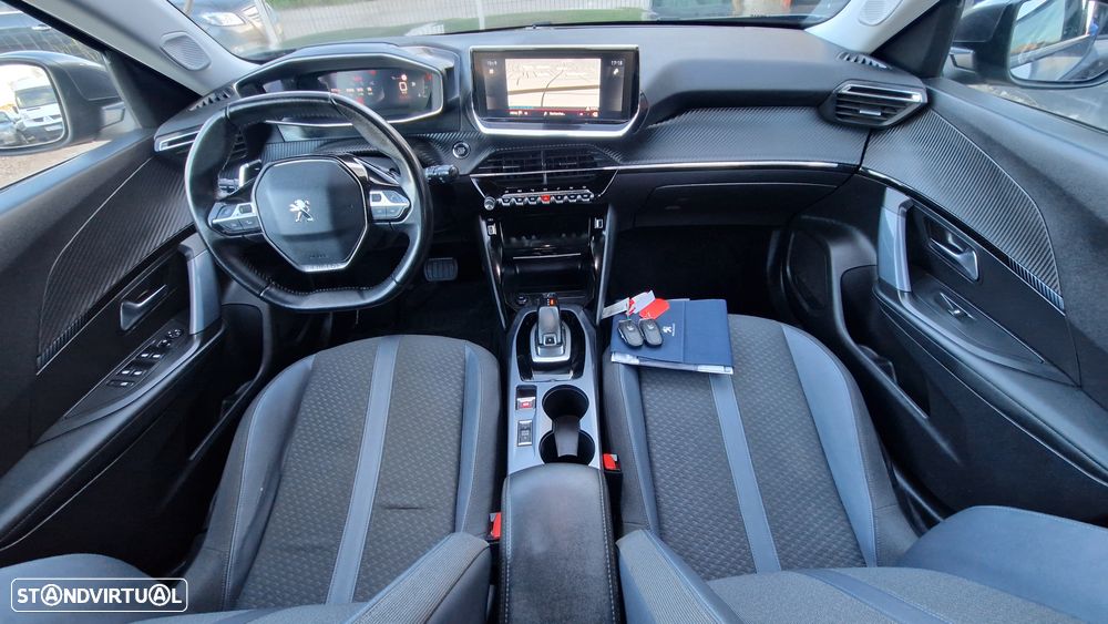 Peugeot 2008 1.5 BlueHDi Allure Pack EAT8 - 30