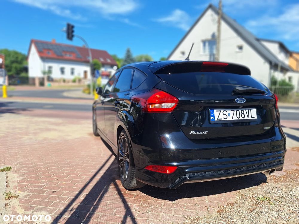 Ford Focus 1.5 EcoBoost ST-Line Black ASS - 13