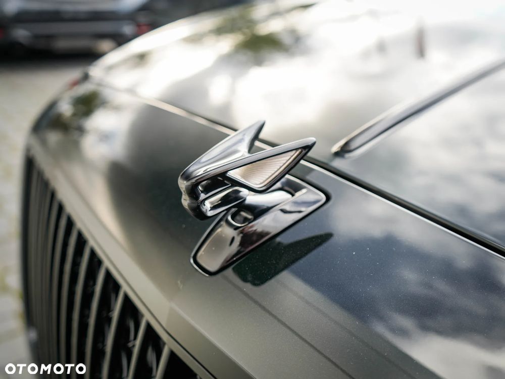 Bentley Flying Spur - 7