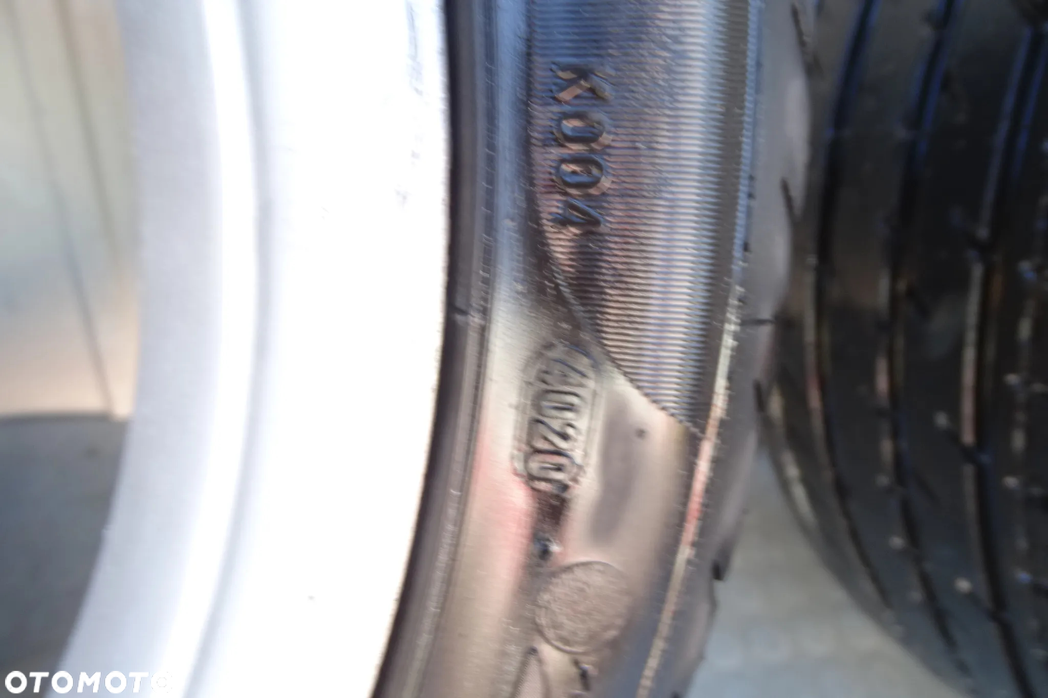 Mercedes E W212 W207 W211 C W205 CLS W218 Felgi 18 z oponami 8,0Jx18 ET48 8.5Jx18 ET45 2124013602 2074011502 - 16
