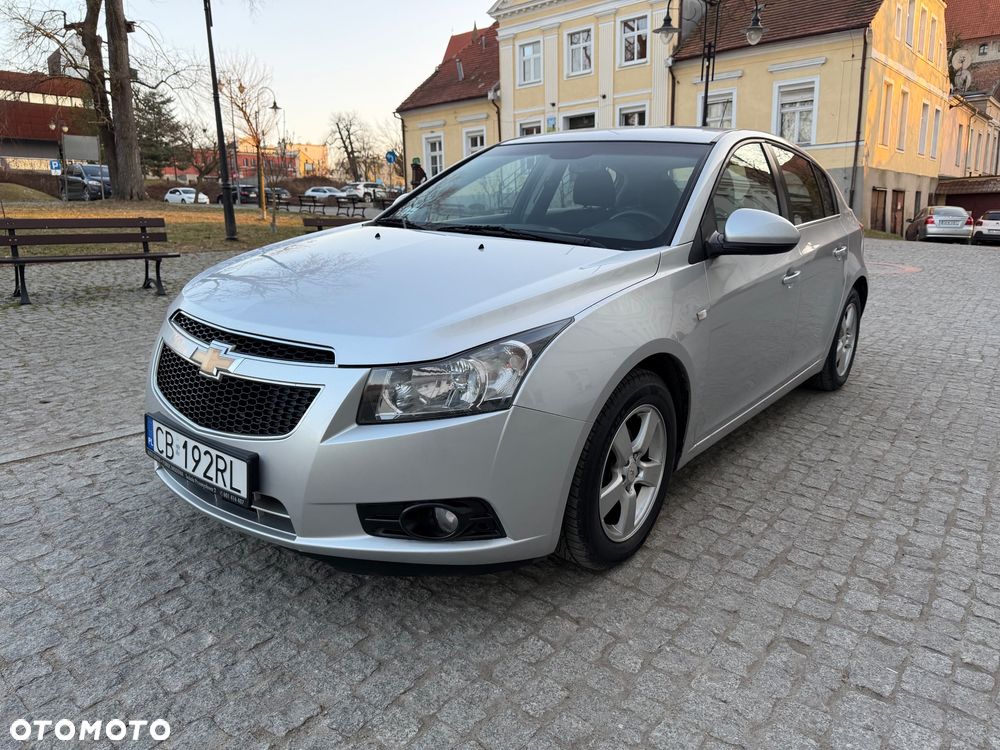 Chevrolet Cruze 1.6 LT