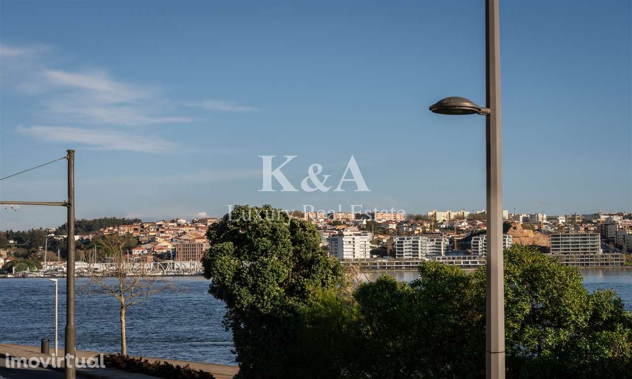 Apartamento T2 DUPLEX Venda em Lordelo do Ouro e Massarelos,Porto - Grande imagem: 2/30