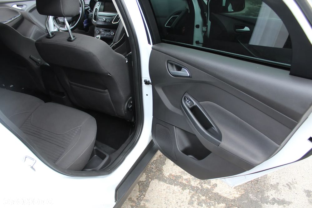 Ford Focus 1.5 EcoBoost Start-Stopp-System Titanium - 21