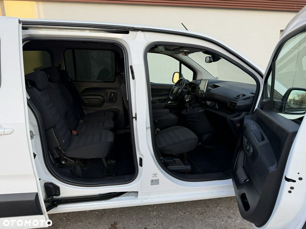Opel Combo 1.5 CDTI Elegance Plus S&S - 24