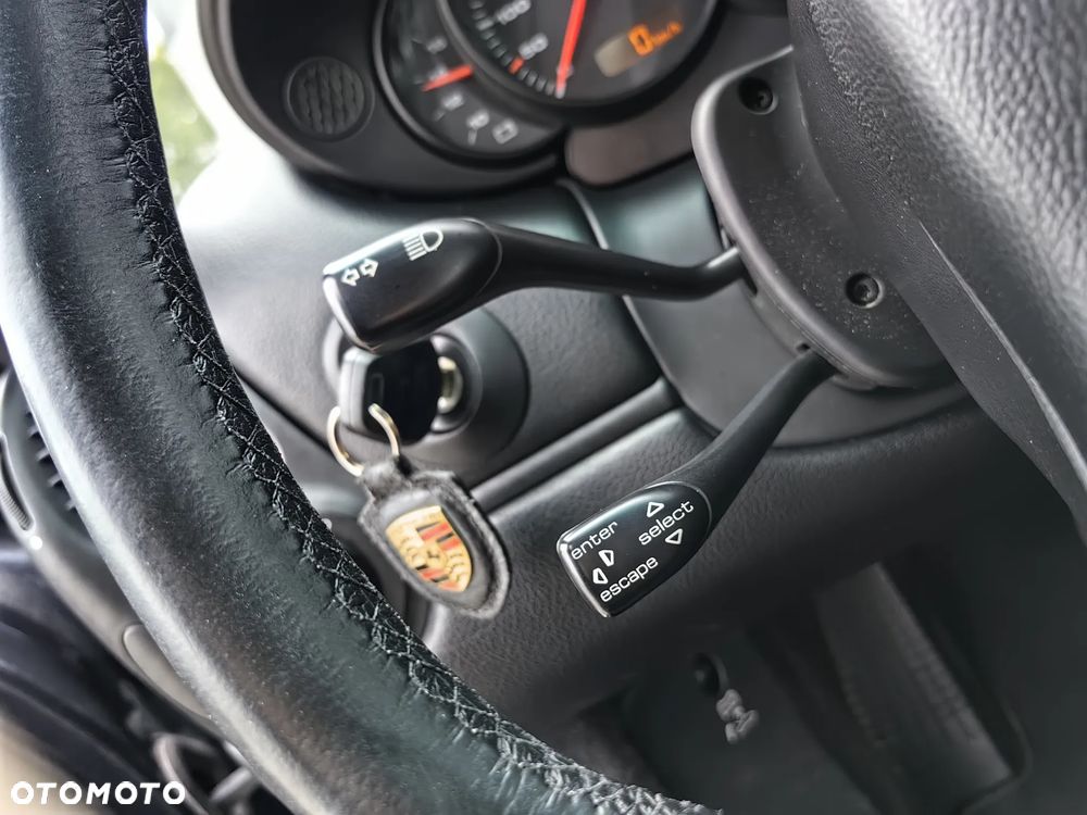 Porsche 911 - 24