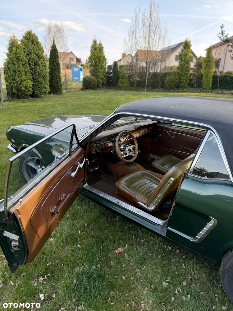 Ford Mustang - 10