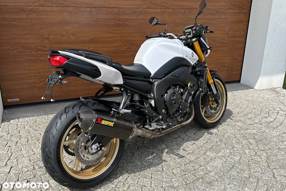 Yamaha FZ8 - 3