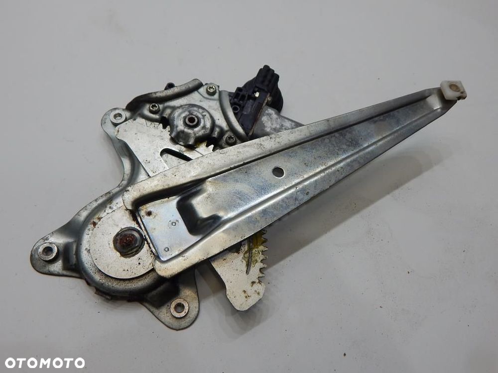 MECHANIZM PODNOŚNIK SZYBY PRAWY TYŁ LEXUS IS 220 - 6