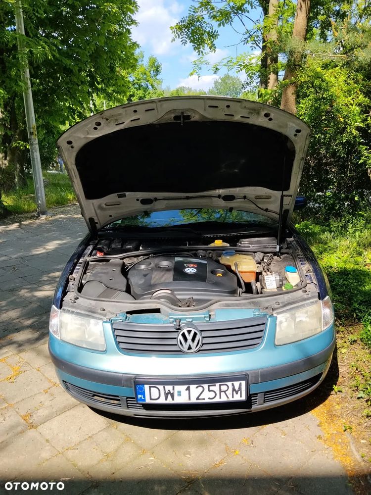 Volkswagen Passat 1.9 TDI Comfortline - 2