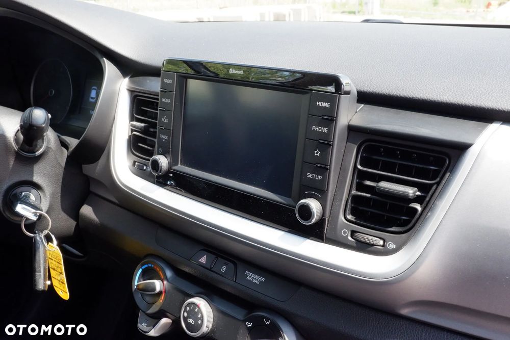 Kia Stonic 1.4 L - 6