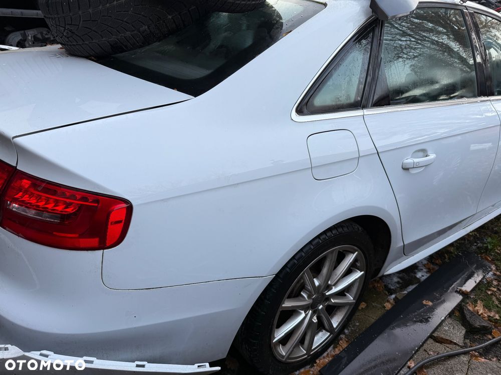 BŁOTNIK TYŁ PRAWY BŁOTNIK TYŁ LEWY AUDI A4 B8 8K5 SEDAN LS9R - 1