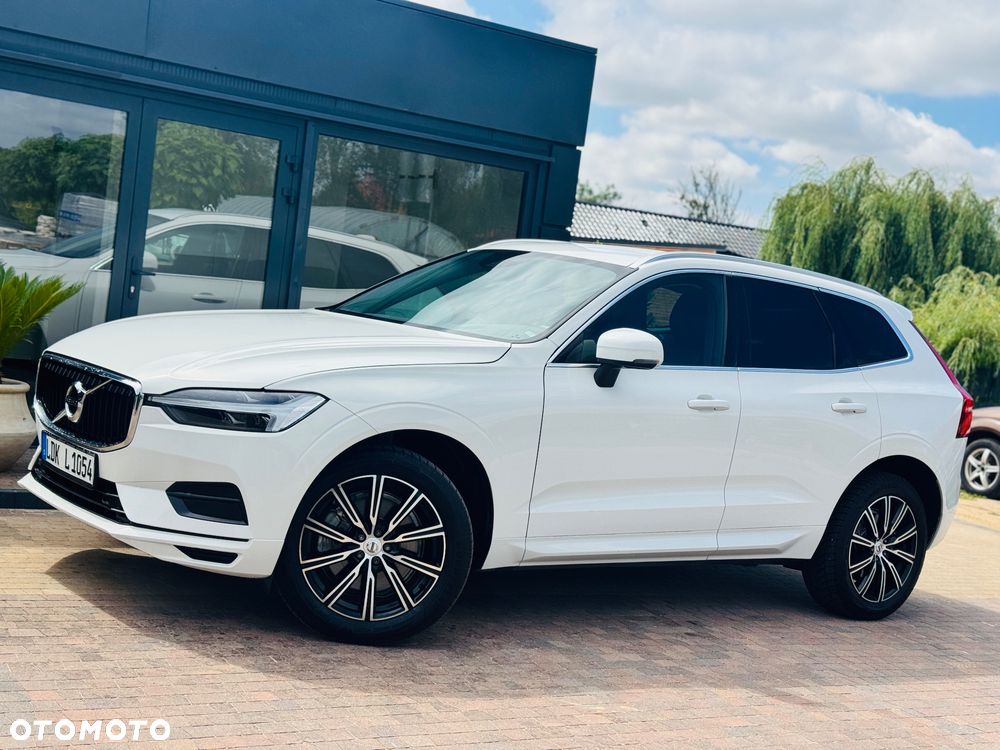 Volvo XC 60 B4 D AWD Geartronic Momentum Pro - 3