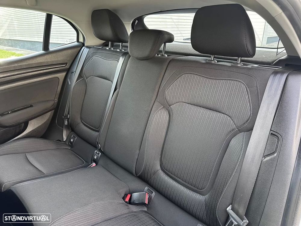 Renault Mégane 1.5 Blue dCi Intens - 24