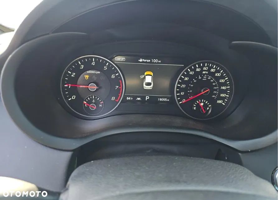Kia Stinger - 10