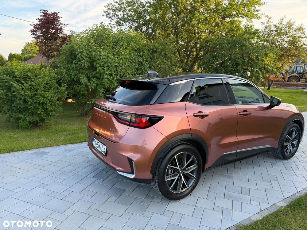 Lexus LBX 1.5 Hybrid Cool AWD - 7