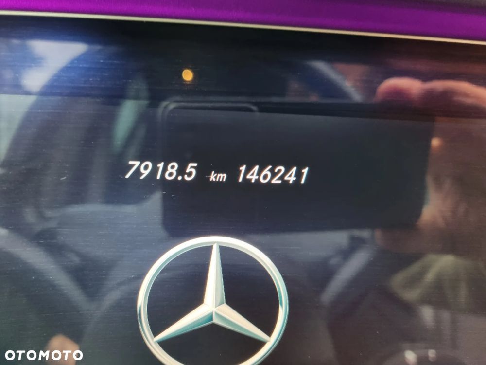 Mercedes-Benz Klasa E 220 d Business Edition 9G-TRONIC - 22