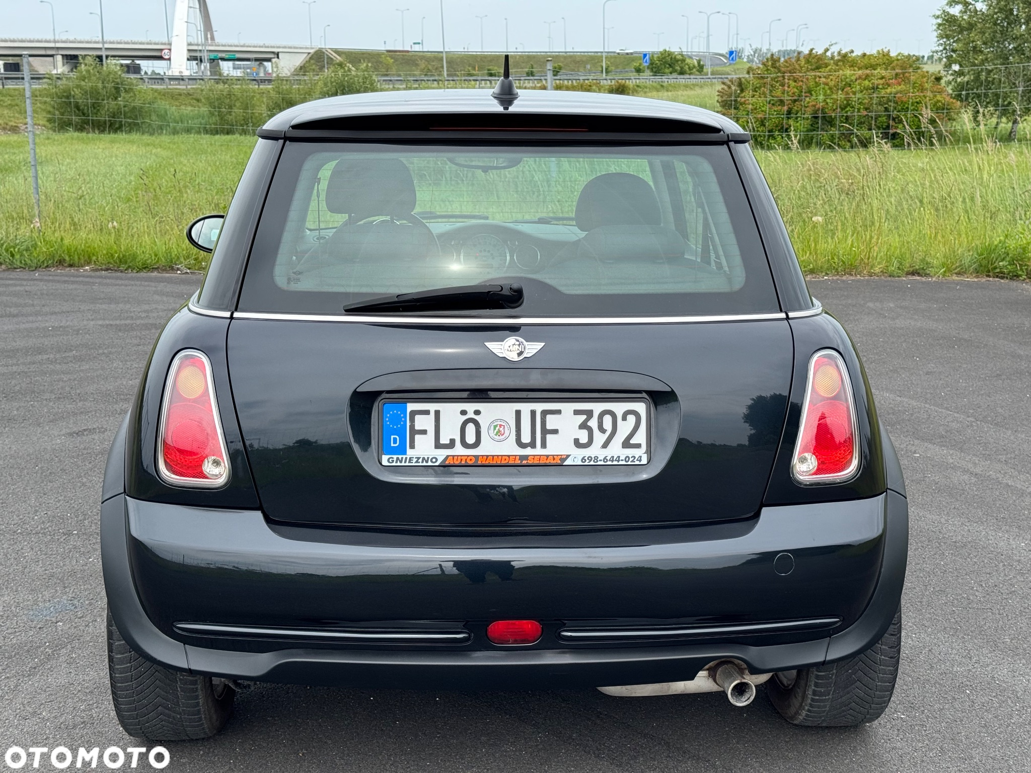 MINI ONE Seven - 15