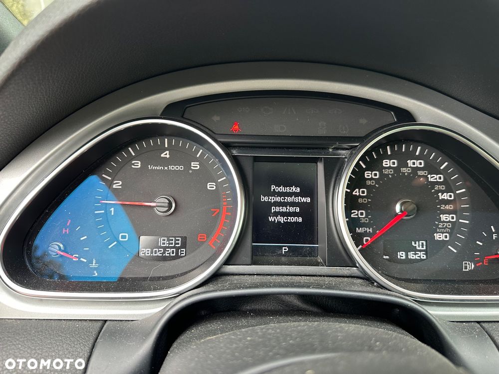 Audi Q7 - 8