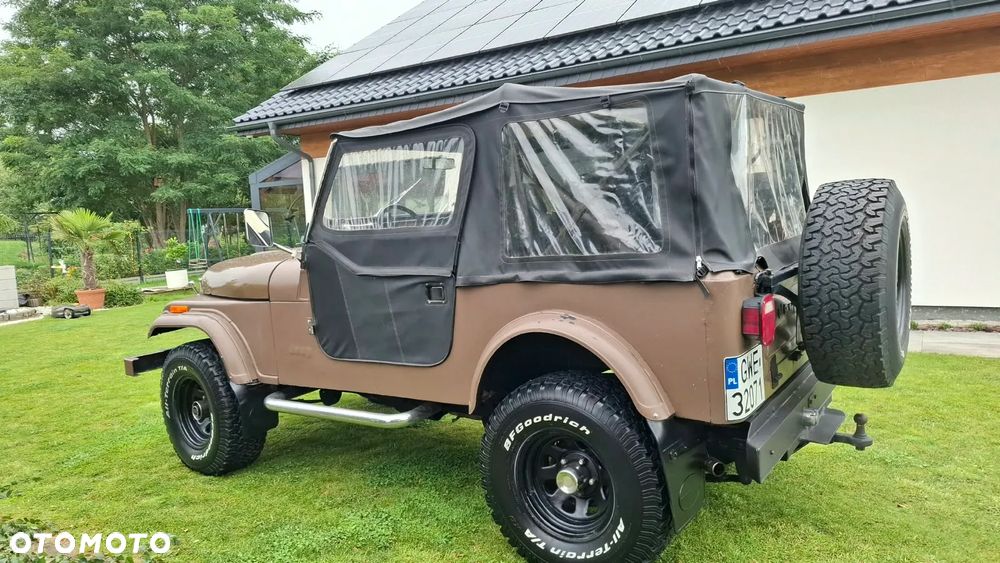 Jeep CJ - 5