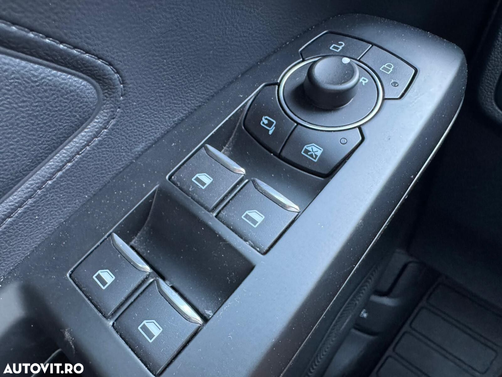 Ford Focus - 14