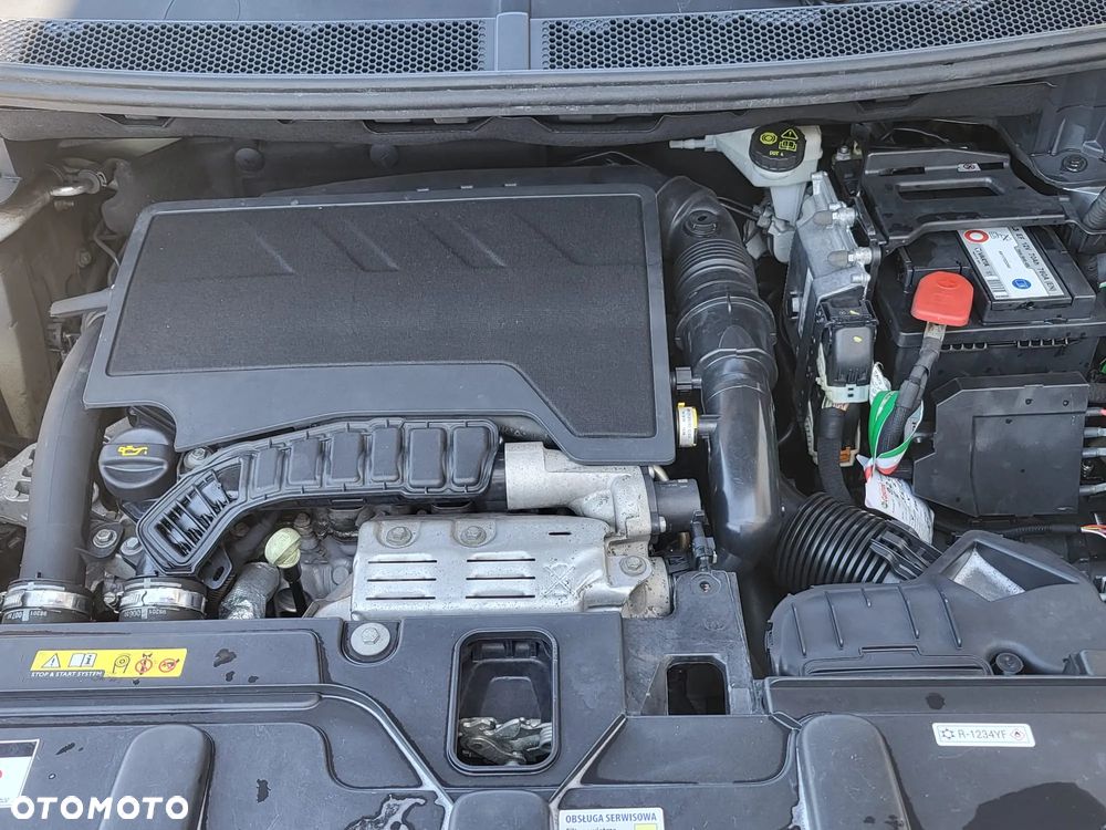 Peugeot 3008 1.2 PureTech GPF Allure S&S - 7