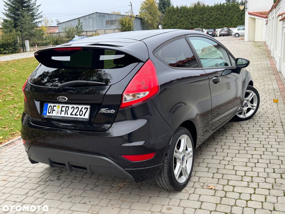 Ford Fiesta - 9