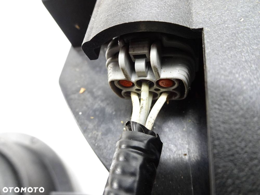 subwoofer głośniki wzmacniacz kpl. nissan qashqai j10 lift 10-13 r. - 6