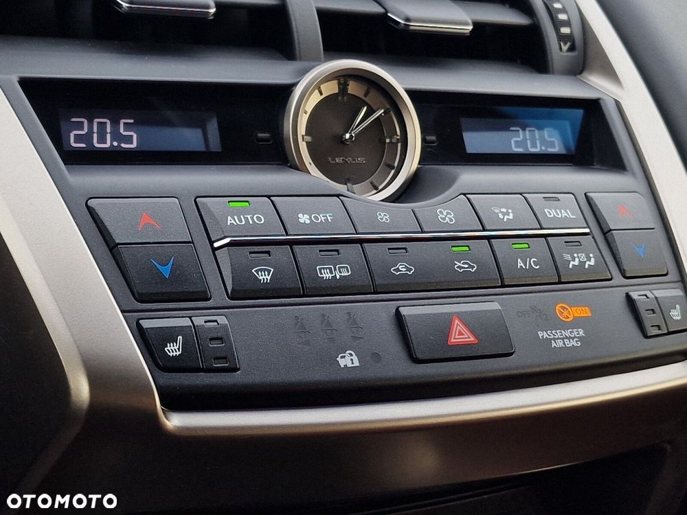 Lexus NX 200t Comfort AWD - 29