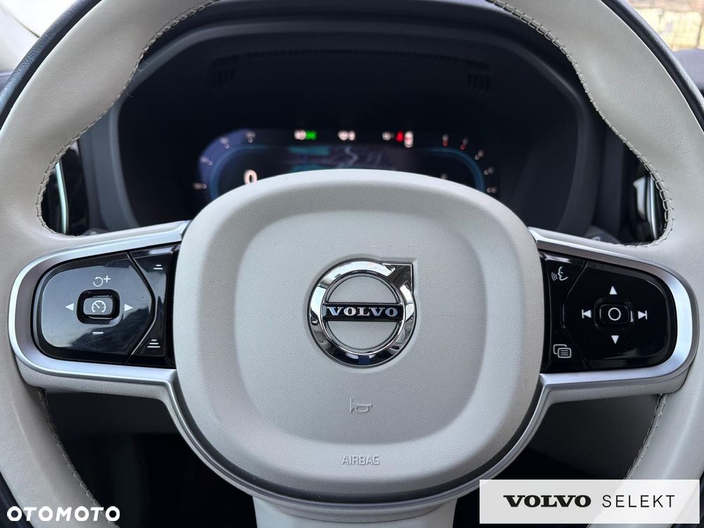 Volvo XC 60 - 18