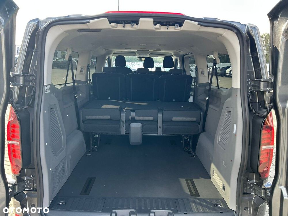 Volkswagen Caravelle Caravelle silnik: 2,0 l TDI 150 KM / skrzynia biegów: 6-biegowa manualna rozstaw osi: 3500 mm - 10