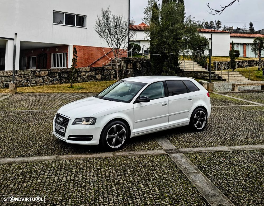 Audi A3 Sportback 1.6 TDI S tronic sport - 3
