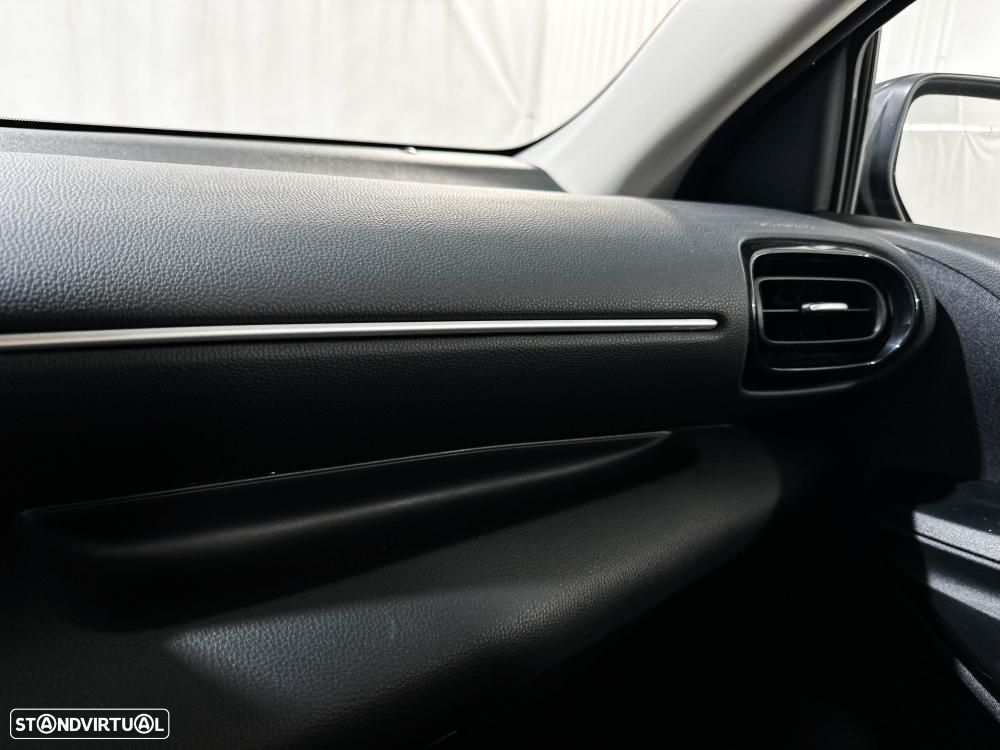 Toyota Yaris 1.5 HDF Premier Edition - 35