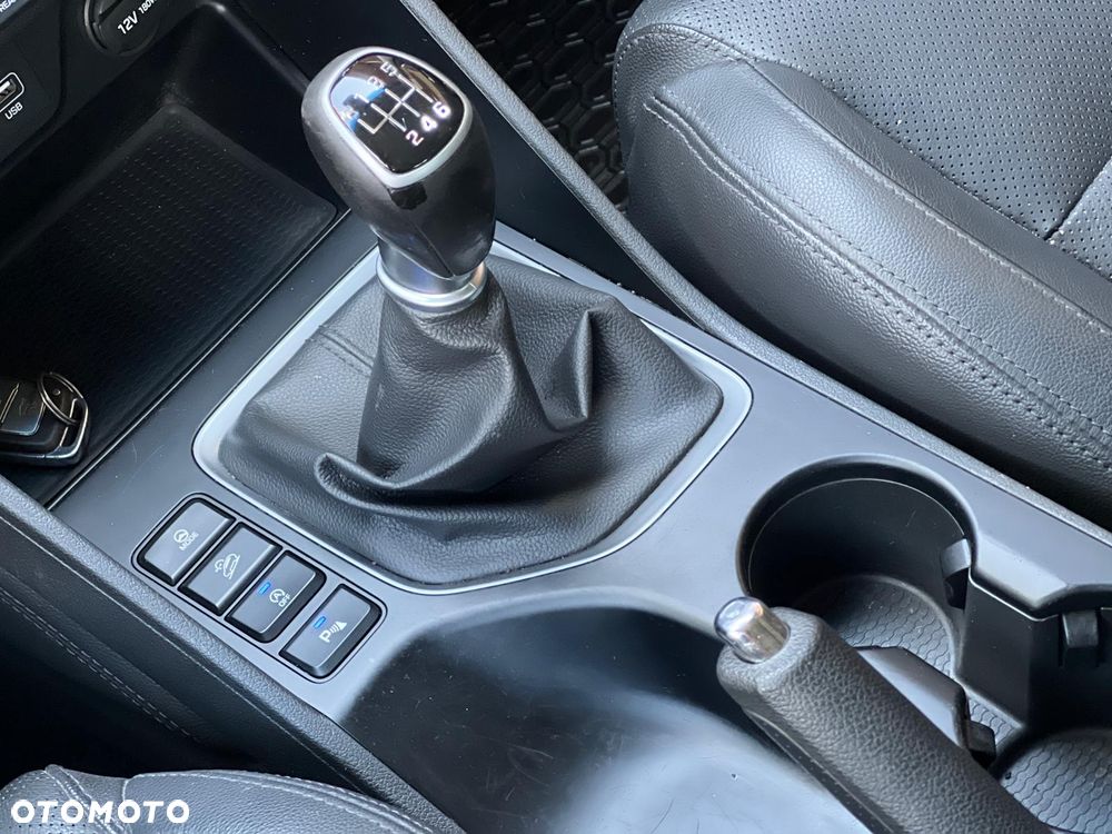 Hyundai Tucson blue 1.7 CRDi 2WD Passion Plus - 30