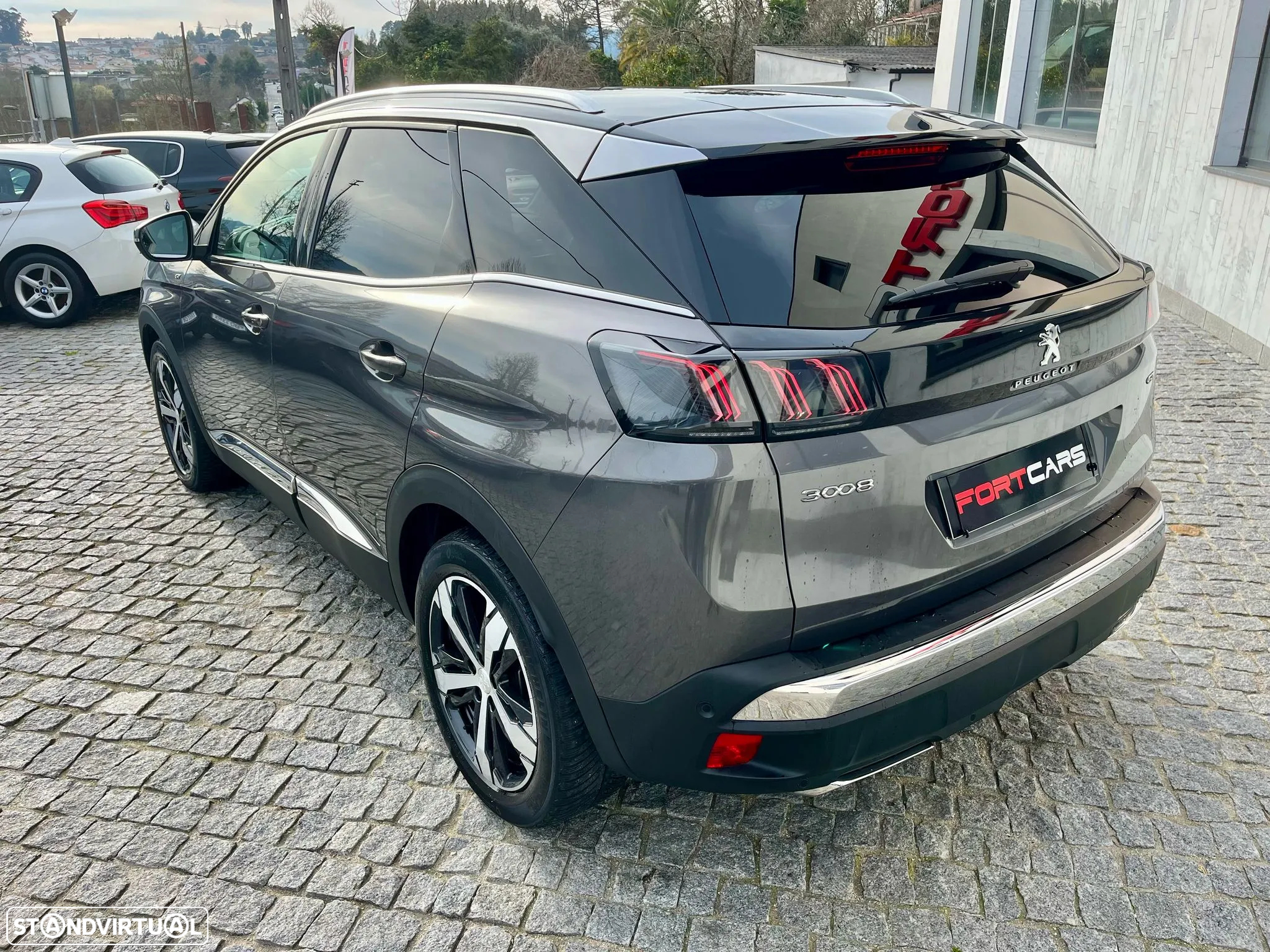 Peugeot 3008 1.2 PureTech GT EAT8 - 5