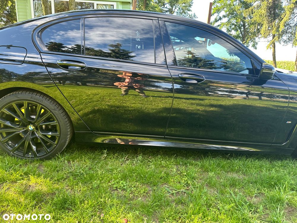 BMW Seria 7 750i xDrive sport - 6