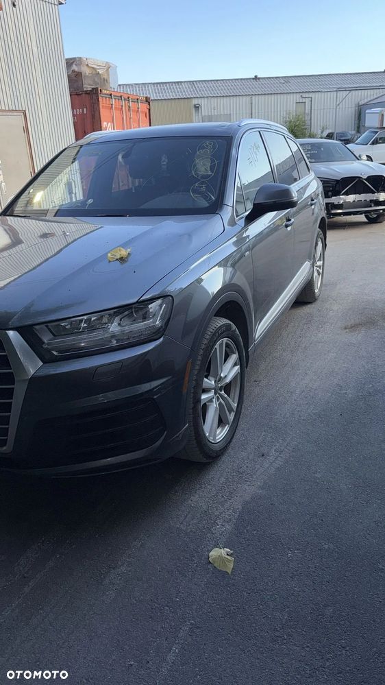 Audi Q7 3.0 TFSI Quattro Tiptronic - 15