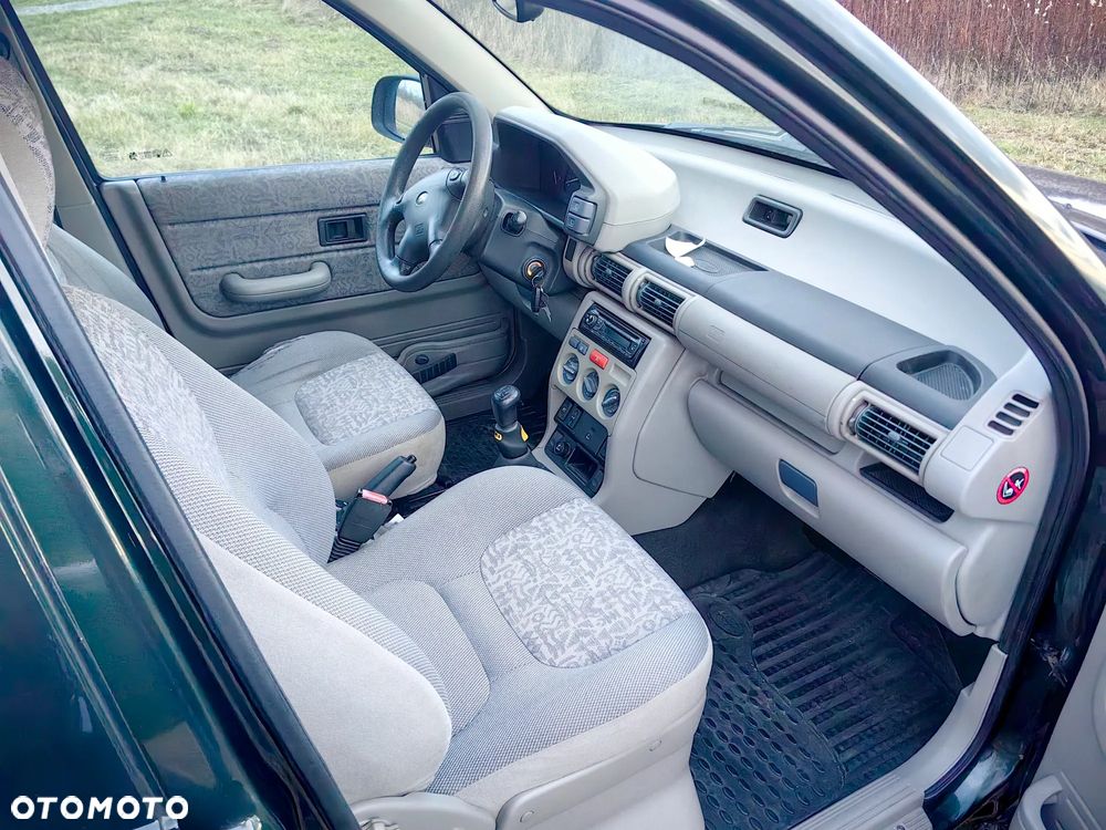 Land Rover Freelander - 14