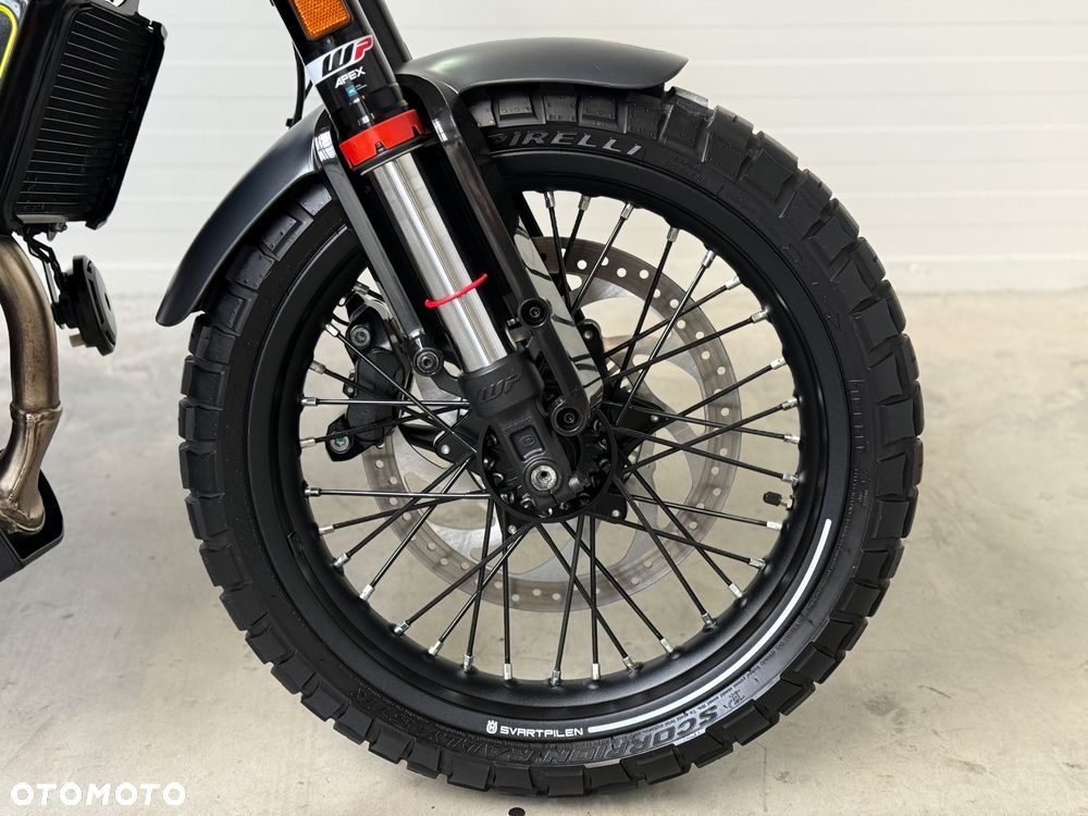 Husqvarna Svartpilen - 10