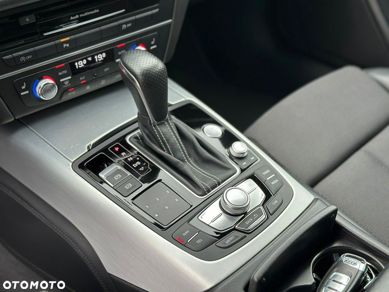 Audi A6 Avant 1.8 TFSI ultra S tronic - 29