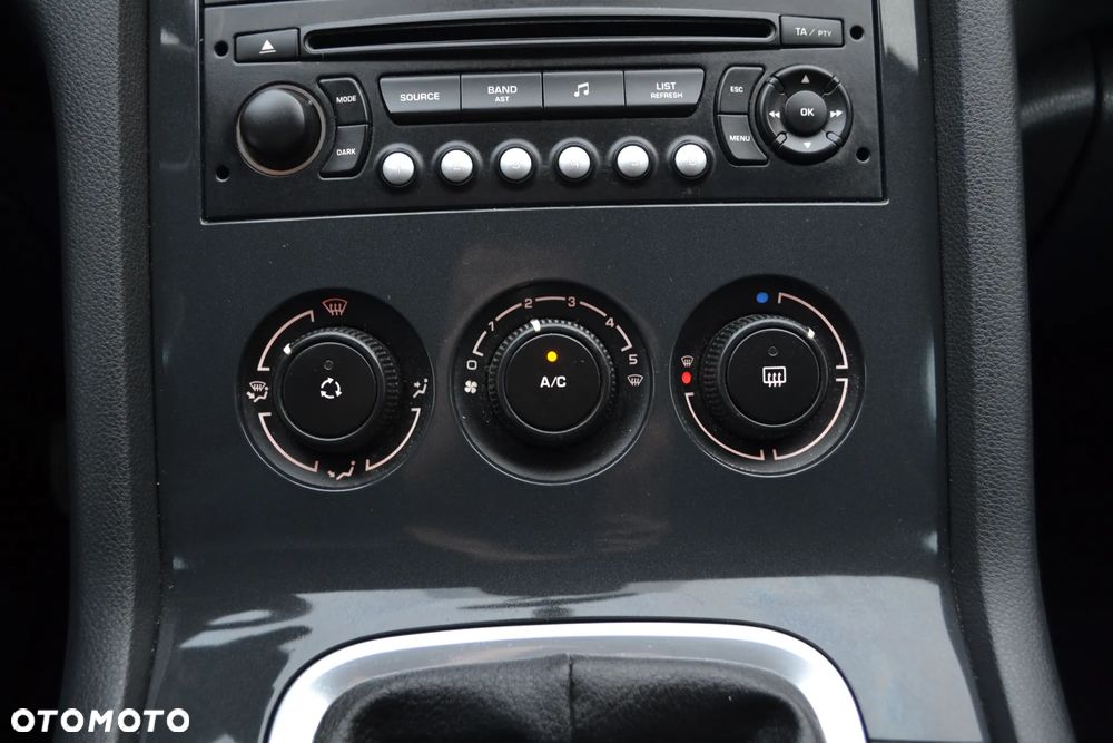 Peugeot 5008 120 VTi Tendance - 20