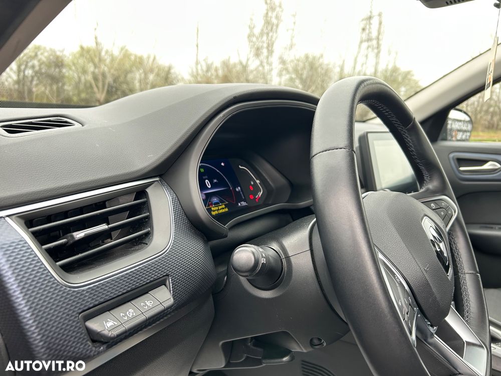 Renault Arkana E-TECH 145 Evolution - 13