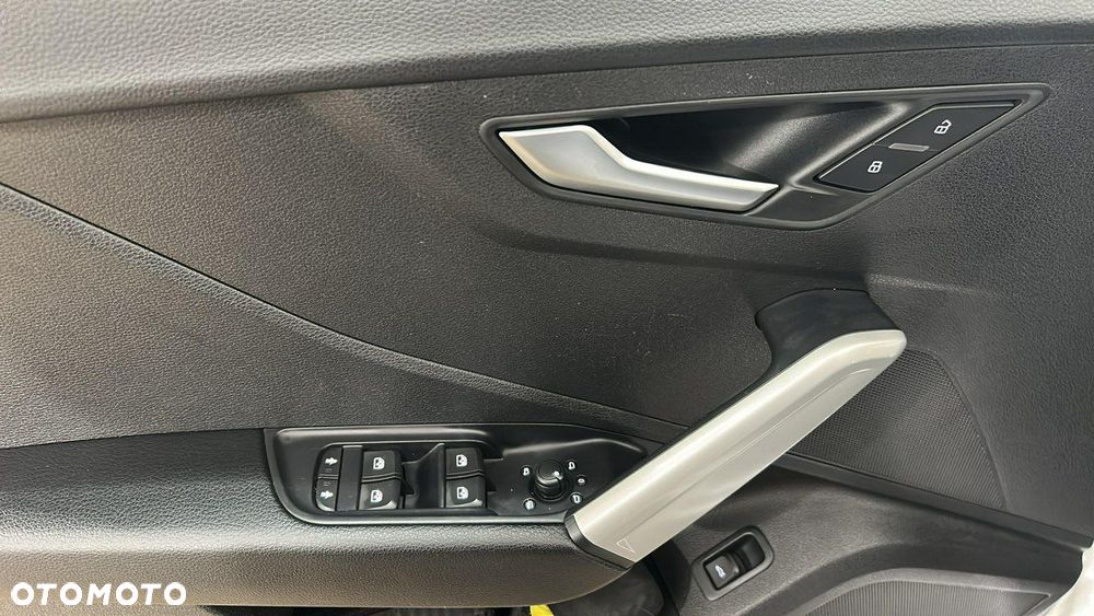 Audi Q2 35 TFSI S tronic - 13